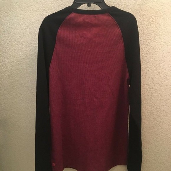 Levi's Men's Thermal Long Sleeve Top Wine And Black Small NWT! - Picture 3 of 5